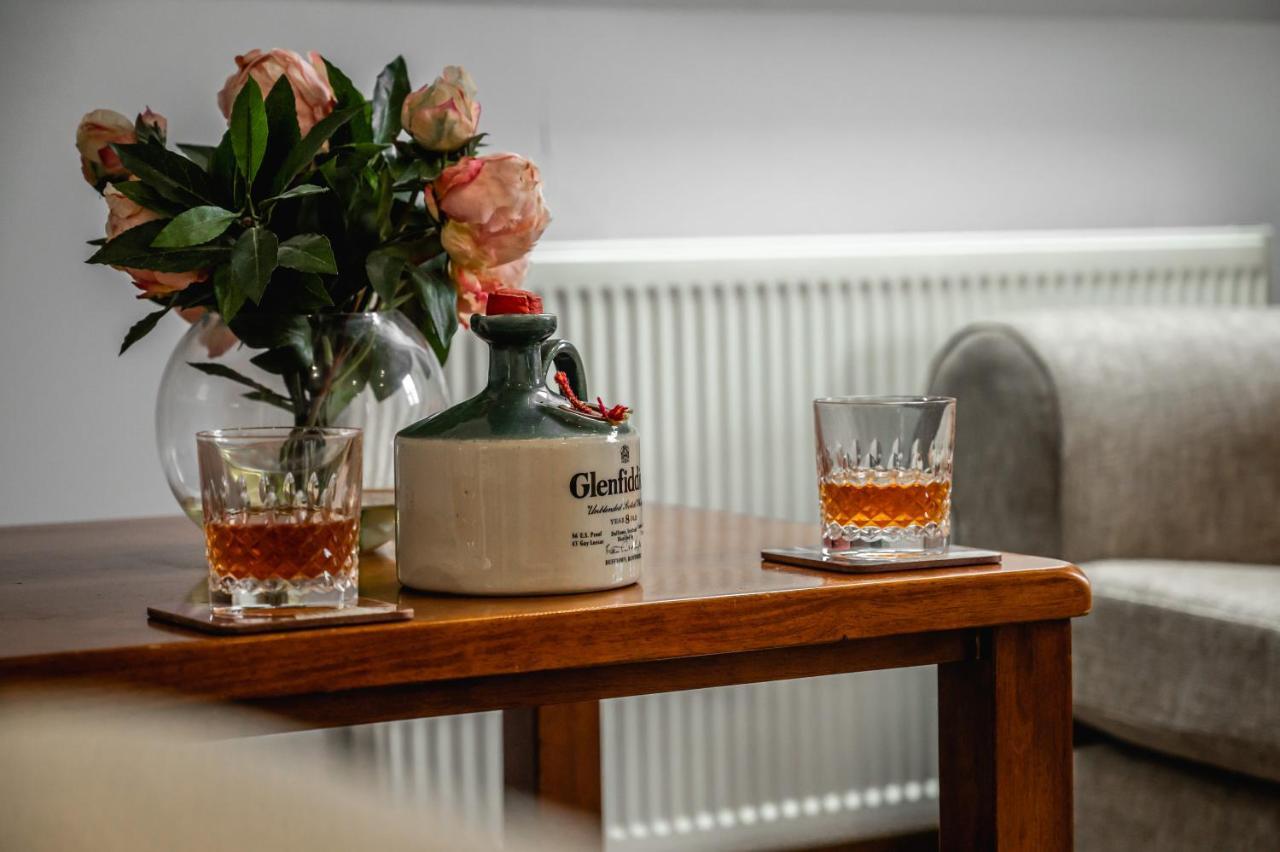 Aldo'S Place Дингуол Екстериор снимка
