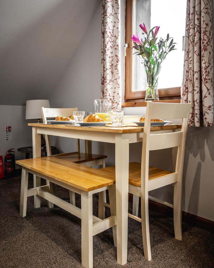 Aldo'S Place Дингуол Екстериор снимка